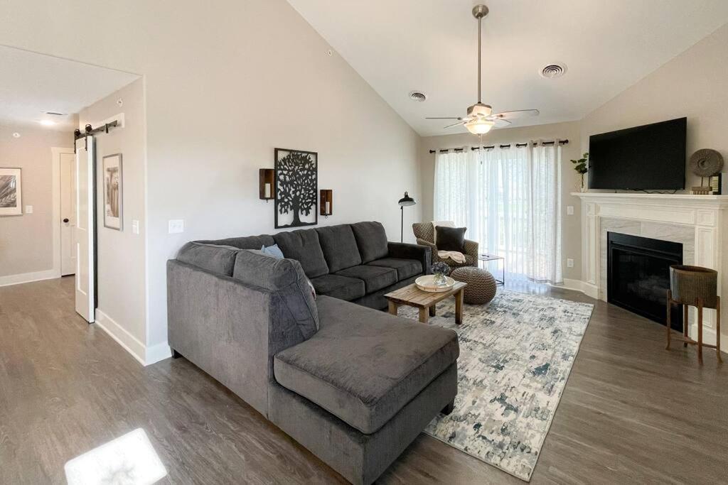 New Beautiful 3 Bedroom Condo In 贝滕多夫 外观 照片